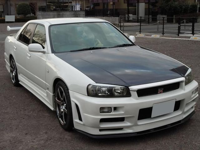 おにぎりボンネットの車の画像１枚目！